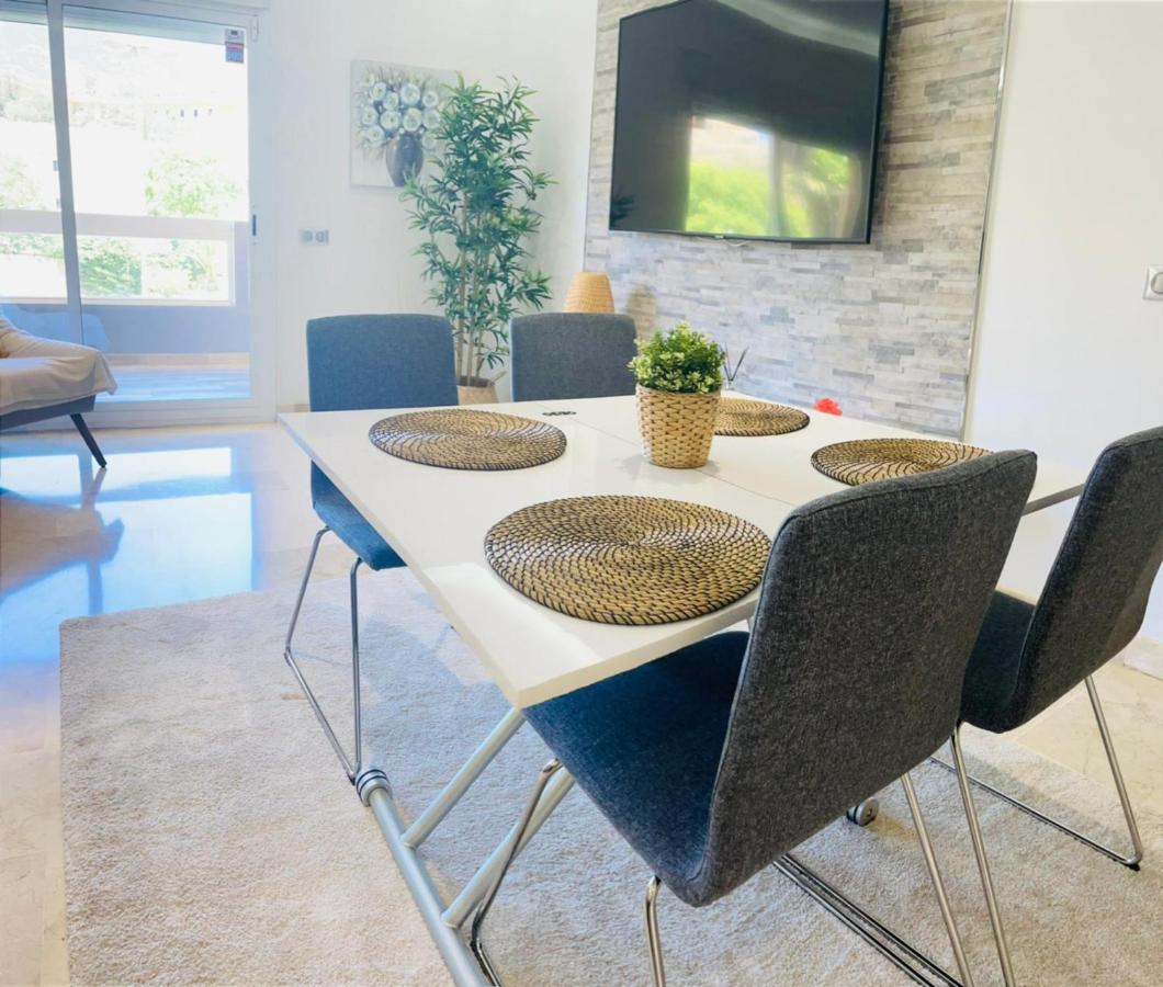 Magnifique Appartement A 5 Min A Pied De La Plage Benalmádena Exteriör bild